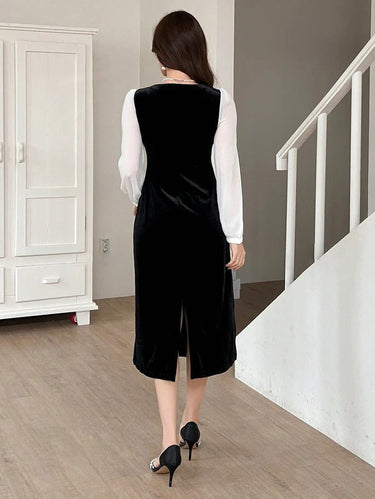 Parien Color Block V-Neck Long Sleeve Midi Velvet Dress