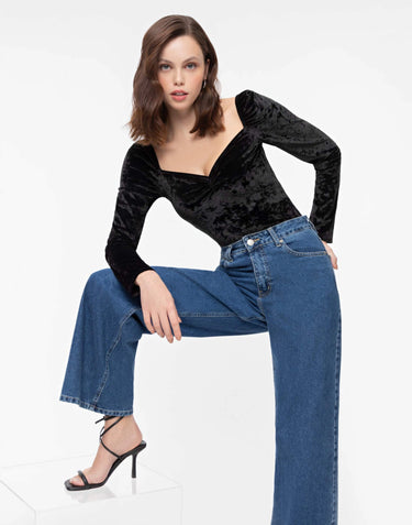 Parien Black Crushed Velvet Top