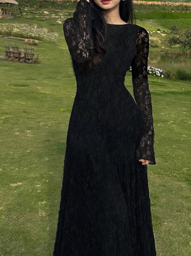 Parien Flare Sleeve Fitted Backless Round Neck Dress
