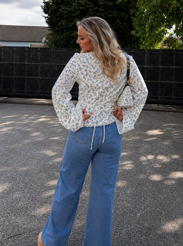 Parien Floral Embroidery Laced Top