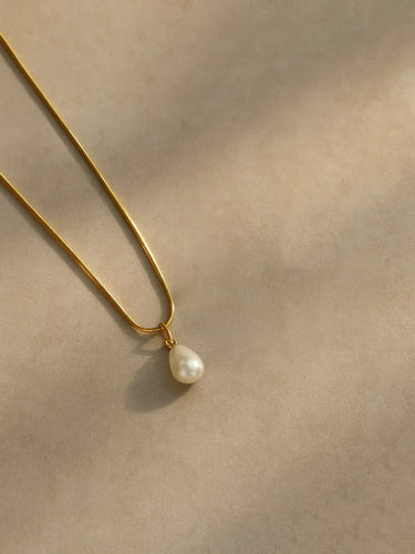 Silver Water Droplet Pearl Necklace